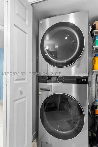 3500 Mystic Pointe Drive Aventura FL 33180