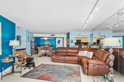 3500 Mystic Pointe Drive Aventura FL 33180
