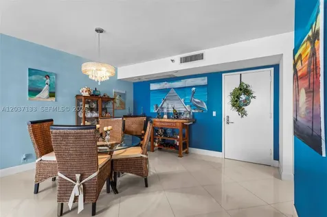 3500 Mystic Pointe Drive Aventura FL 33180