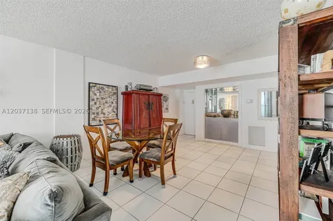 5001 Collins Avenue Miami Beach FL 33140