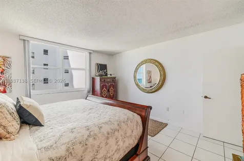 5001 Collins Avenue Miami Beach FL 33140
