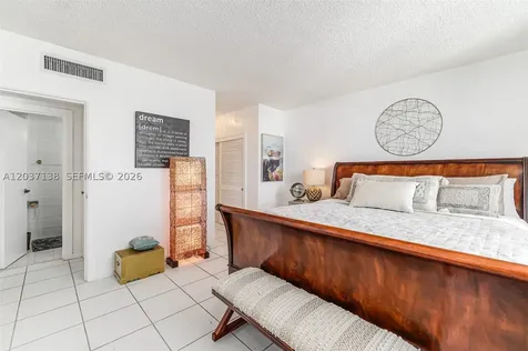 5001 Collins Avenue Miami Beach FL 33140
