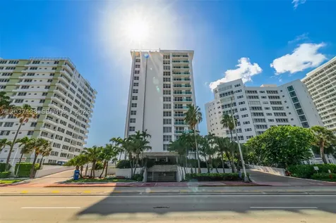 5001 Collins Avenue Miami Beach FL 33140
