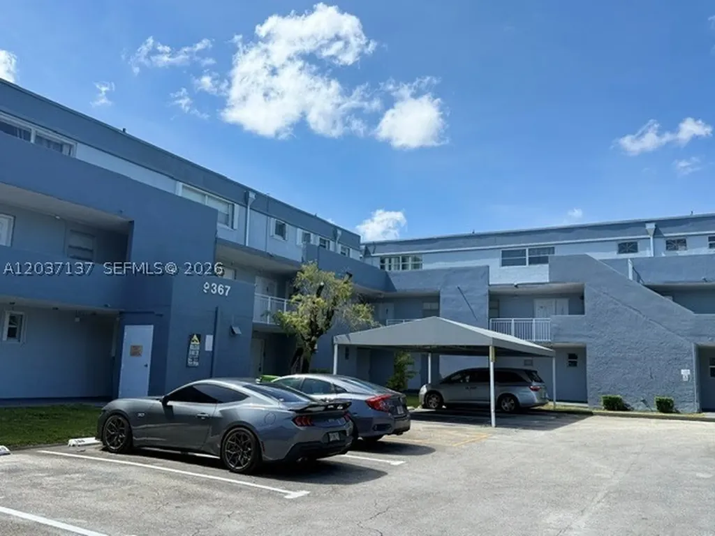 9367 Fontainebleau Boulevard Miami FL 33172