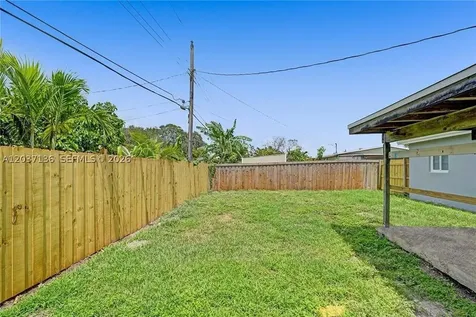 5701 SW 37th Street Davie FL 33314