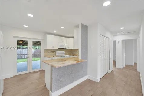 5701 SW 37th Street Davie FL 33314