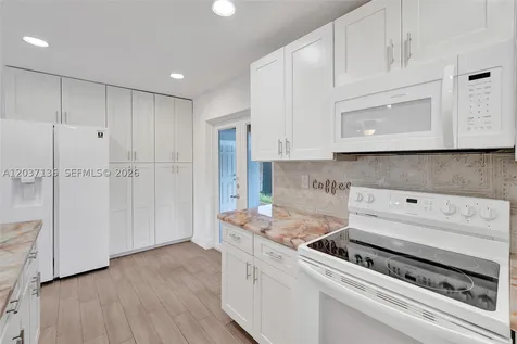 5701 SW 37th Street Davie FL 33314