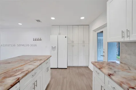 5701 SW 37th Street Davie FL 33314