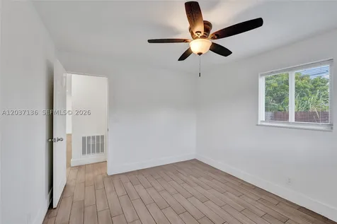 5701 SW 37th Street Davie FL 33314