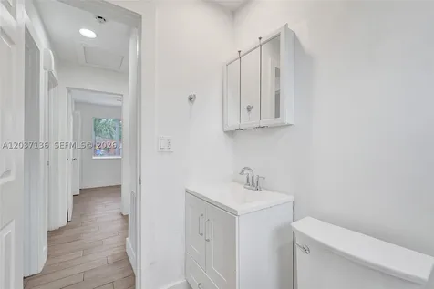 5701 SW 37th Street Davie FL 33314