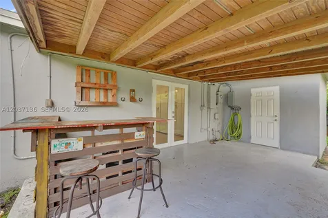 5701 SW 37th Street Davie FL 33314