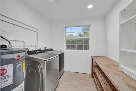 5701 SW 37th Street Davie FL 33314