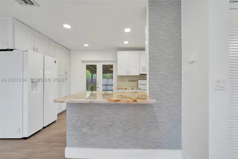 5701 SW 37th Street Davie FL 33314