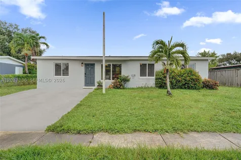5701 SW 37th Street Davie FL 33314