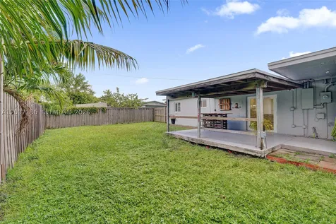 5701 SW 37th Street Davie FL 33314