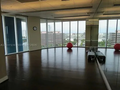 185 SW 7th Street Miami FL 33130