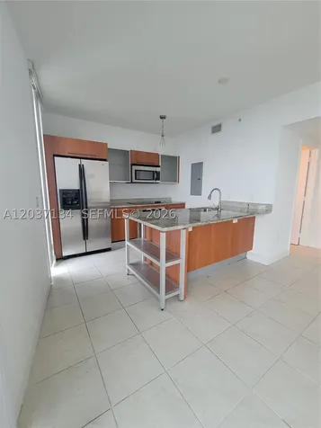 185 SW 7th Street Miami FL 33130
