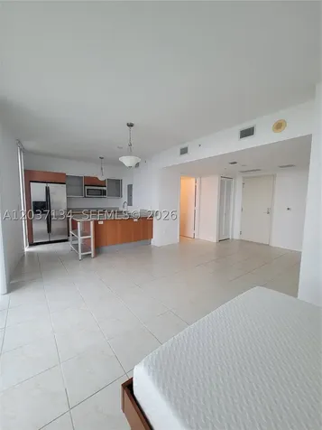 185 SW 7th Street Miami FL 33130