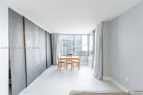 2899 Collins Avenue Miami Beach FL 33140