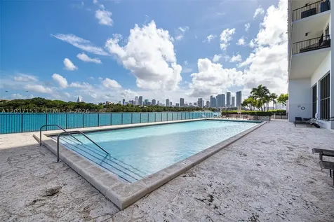 1000 Venetian Way Miami FL 33139