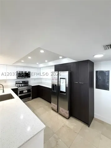 520 Brickell Key Drive Miami FL 33131