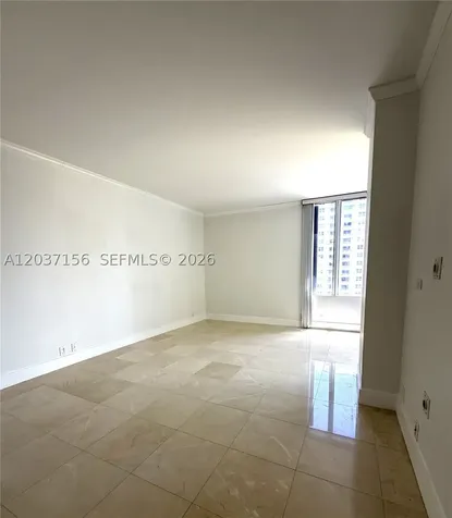 520 Brickell Key Drive Miami FL 33131