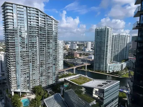 801 S Miami Avenue Miami FL 33130