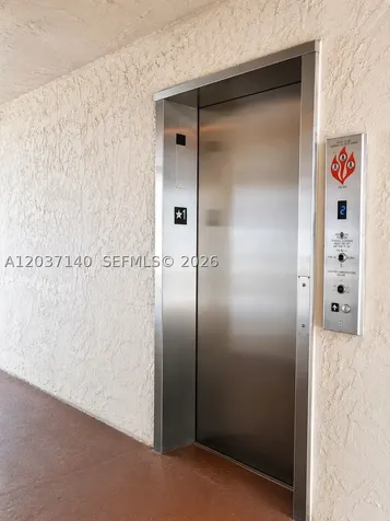 7080 Nova Drive Davie FL 33317