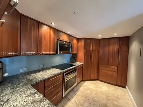 650 West Avenue Miami Beach FL 33139