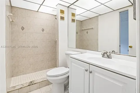 907 NE 199th Street Miami FL 33179