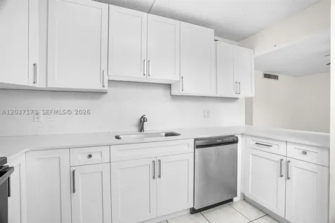 9480 Tangerine Place Davie FL 33324