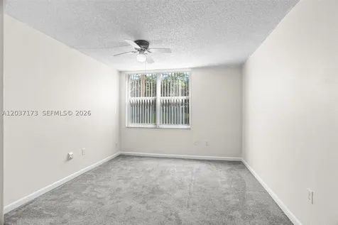 9480 Tangerine Place Davie FL 33324