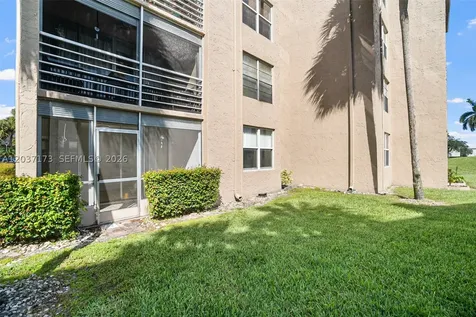 9480 Tangerine Place Davie FL 33324