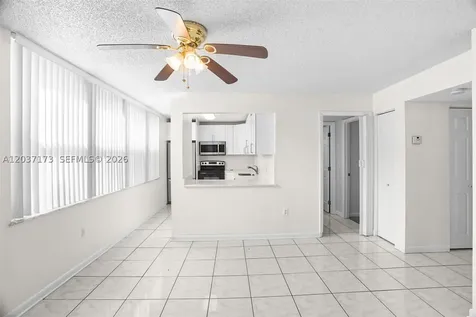 9480 Tangerine Place Davie FL 33324