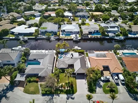 2125 NE 17th Terrace Wilton Manors FL 33305