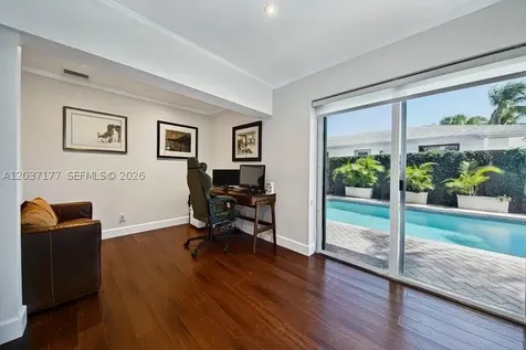 2125 NE 17th Terrace Wilton Manors FL 33305