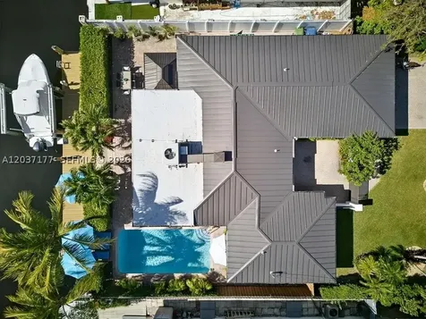 2125 NE 17th Terrace Wilton Manors FL 33305