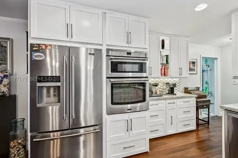 2125 NE 17th Terrace Wilton Manors FL 33305