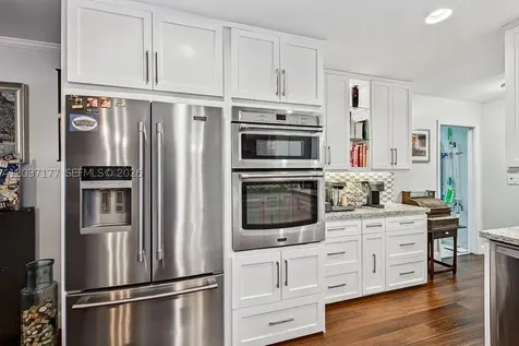 2125 NE 17th Terrace Wilton Manors FL 33305