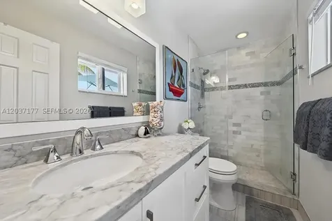 2125 NE 17th Terrace Wilton Manors FL 33305