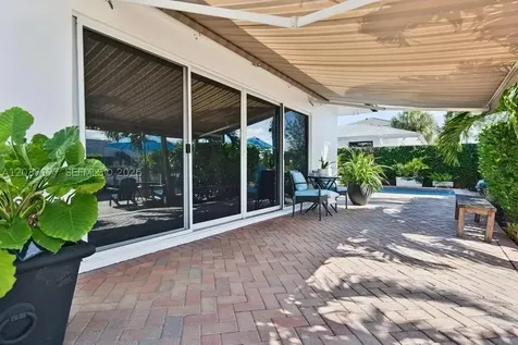 2125 NE 17th Terrace Wilton Manors FL 33305