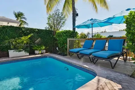2125 NE 17th Terrace Wilton Manors FL 33305