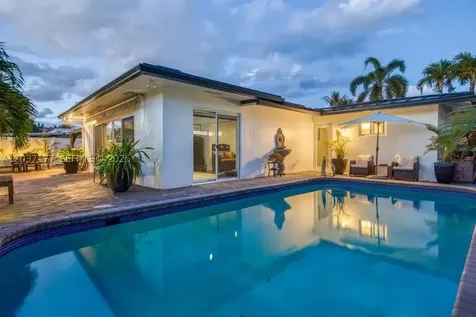 2125 NE 17th Terrace Wilton Manors FL 33305