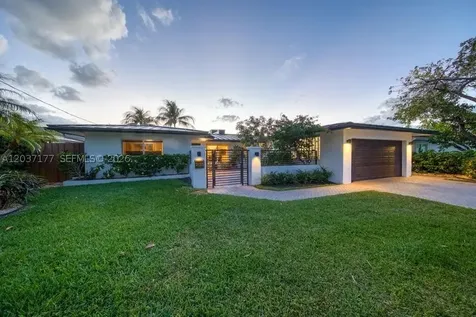 2125 NE 17th Terrace Wilton Manors FL 33305