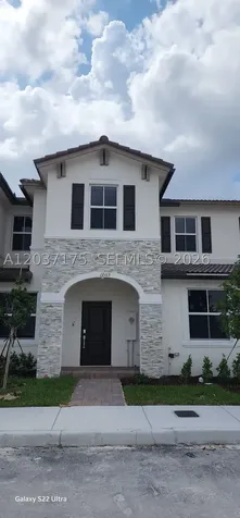 12113 NW 23rd Court Miami FL 33167
