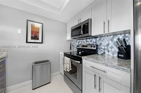 7601 E Treasure Drive North Bay Village FL 33141