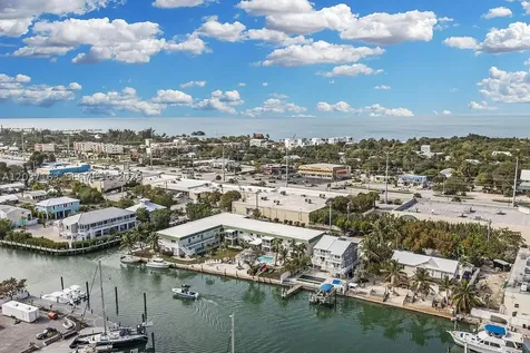 5301 Ocean Terrace Marathon FL 33050
