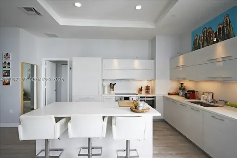 45 SW 9th Street Miami FL 33130