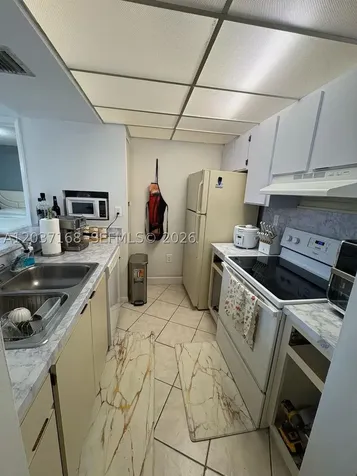 7035 NW 186th Street Hialeah FL 33015