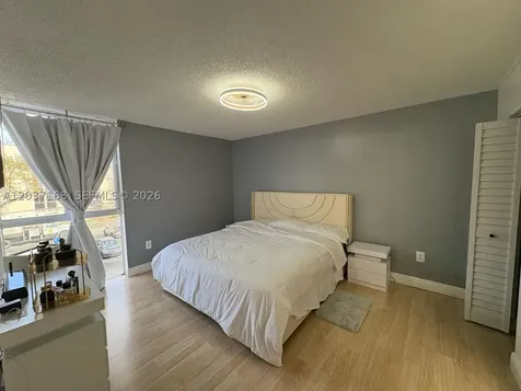 7035 NW 186th Street Hialeah FL 33015